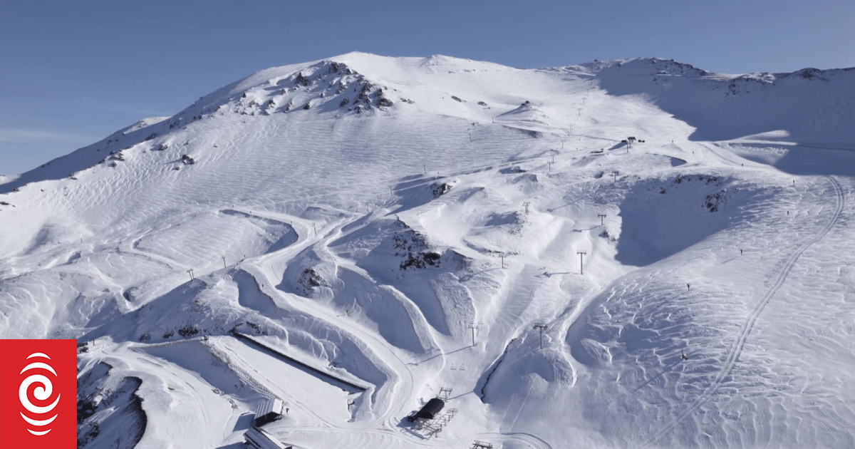 South Island ski fields delay opening over lack of snow