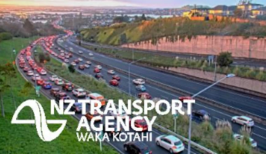 Crash near SH20 Māngere Interchange causes major delays to airport traffic