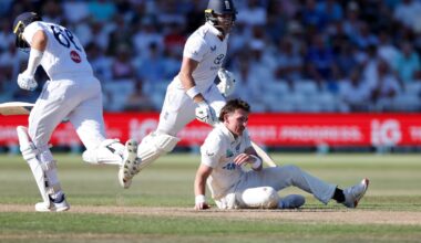 Black Caps v England: New Zealand let chances slip as hosts fight their way back into test series decider