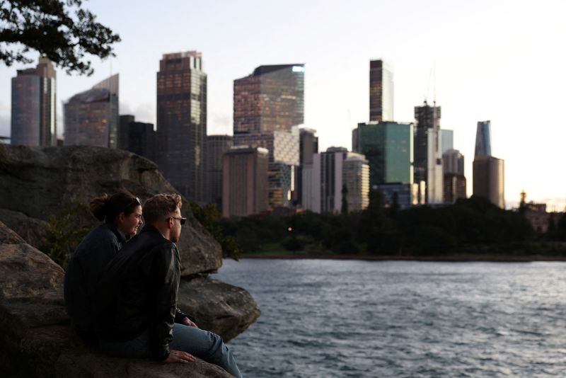 Australia's net trade drags on economy in Q1 as tech, fuel imports surge