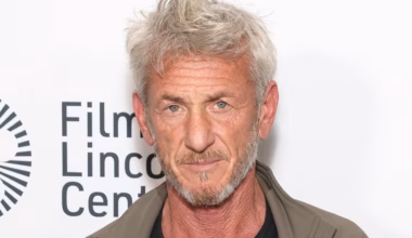 Sean Penn claims he hates selfies so much he wouldn’t even take one with a ‘holocaust survivor’