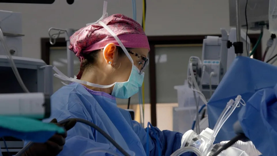 The process starts without the robot at the first incision. Courtesy of Sutter Health