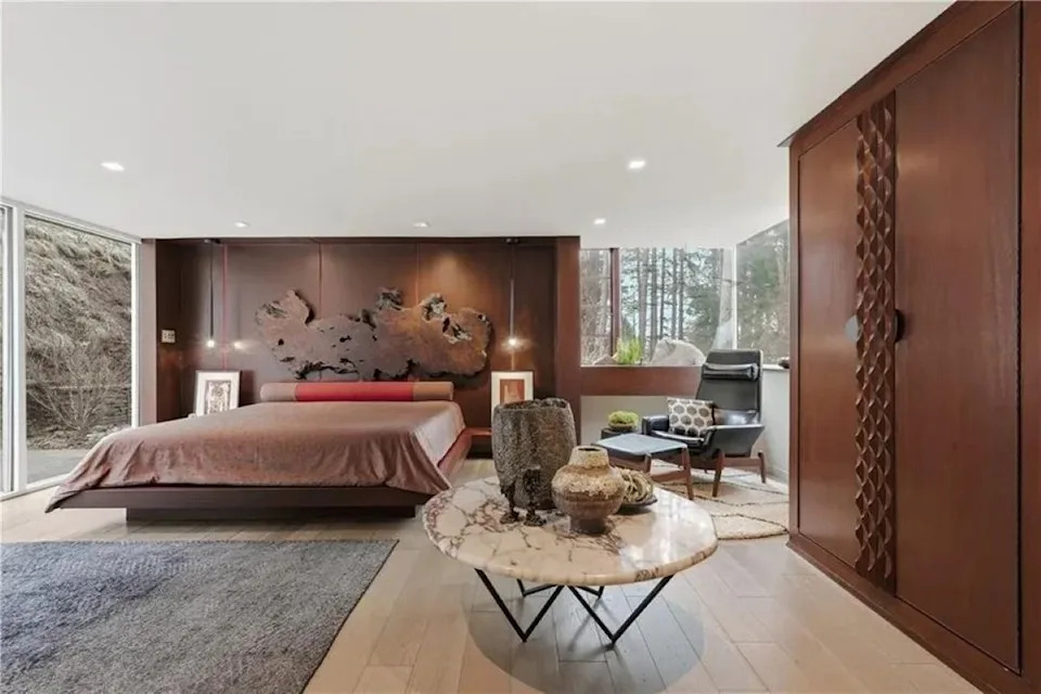 Primary suite of Lynn Hall in Port Allegany, PA, on sale for $2,750,000
