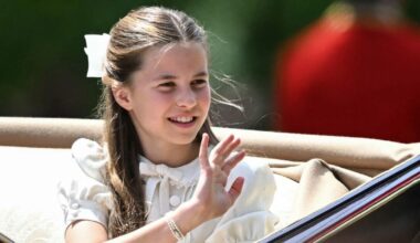 Body language expert spots sign Princess Charlotte is royals' new star | Royal | News