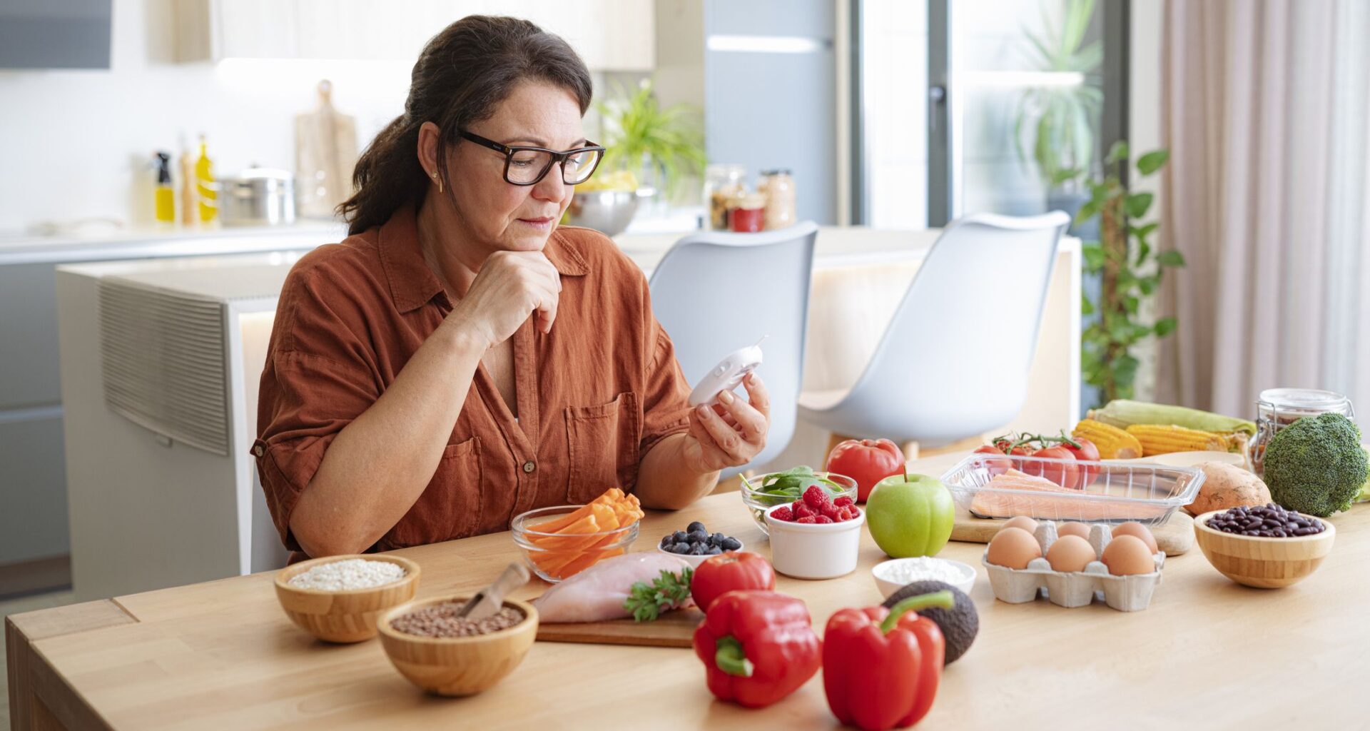 A registered dietitian wants women over 40 to focus on these five nutrition goals for long-term health