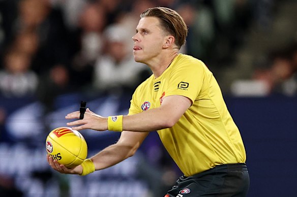 AFL umpire Nick Foot was also employed by Sportsbet until last month.