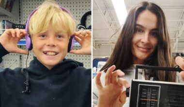 I Banned Smartphones for My Kids. They Became Obsessed With Walkmans.