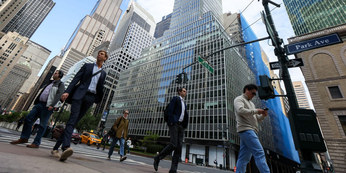 AI Isn't Taking Gen Z's Jobs. Blame Remote Work, Says the Fed.