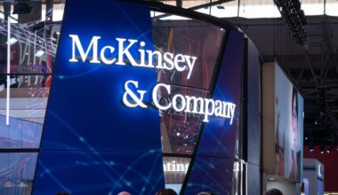 McKinsey Consultants Use AI to Lessen Their Reliance on PowerPoint