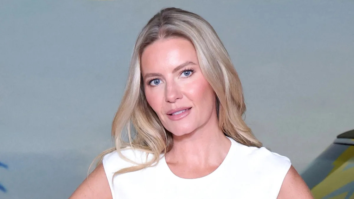 Elisha Cuthbert Reveals Why She Took 4-Year Hiatus From Hollywood