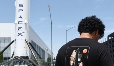 Elon Musk Shows Off AI Data Centers SpaceX Wants to Send Into Space