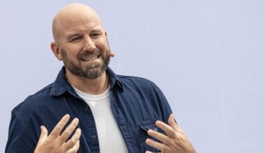 Meta CTO Andrew Bosworth Addresses Morale After Layoffs, AI Shift