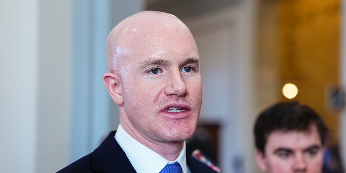 Coinbase's CEO Outlined 5 Strategies to Keep AI Spend Low
