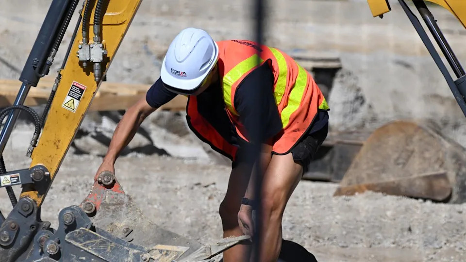 HIGH VIZ WORKER GENERICS