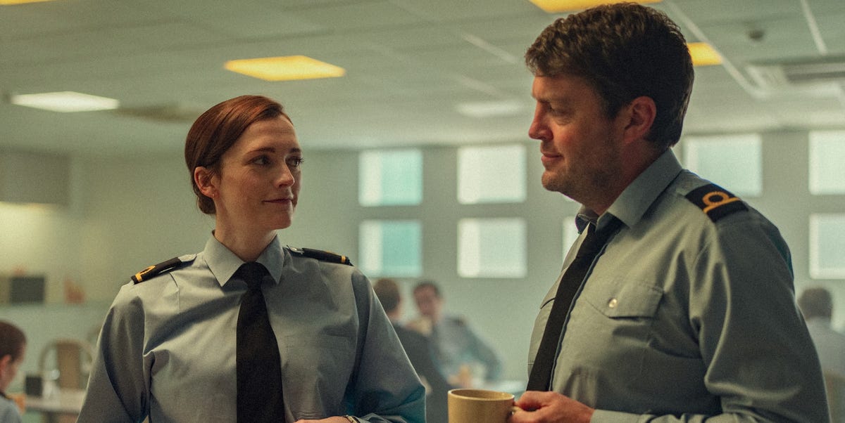 Near-perfect '90s-set crime drama branded "genuinely excellent" continues to trend on Netflix