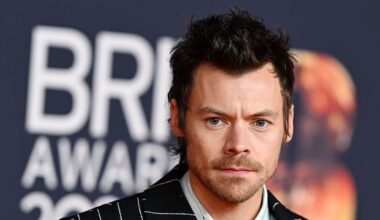 Harry Styles fans share concern for singer after video shows him 'collapsing' at Wembley gig