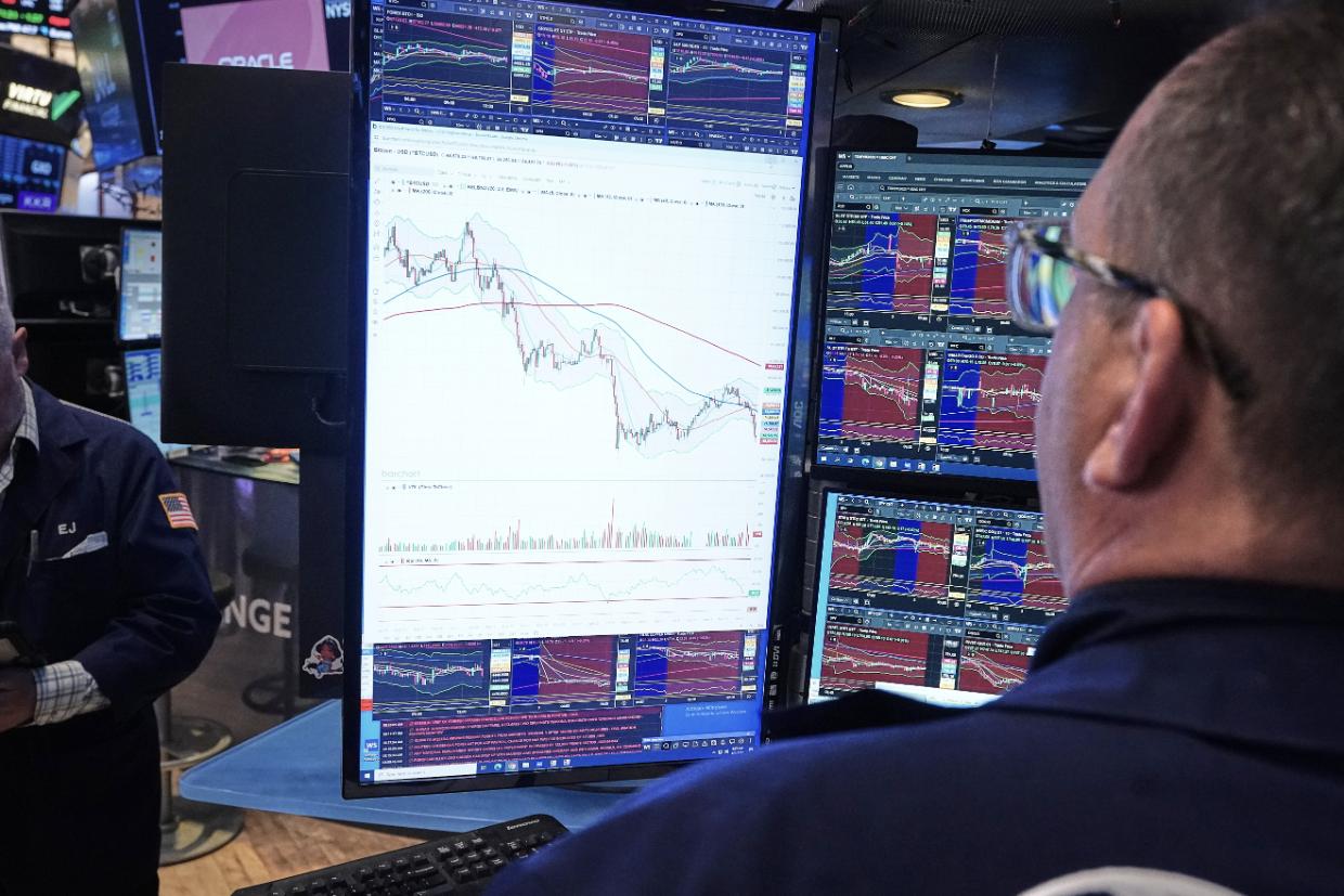 Stocks slump as Big Tech sinks and a strong May jobs report boosts odds for higher interest rates - Stuff