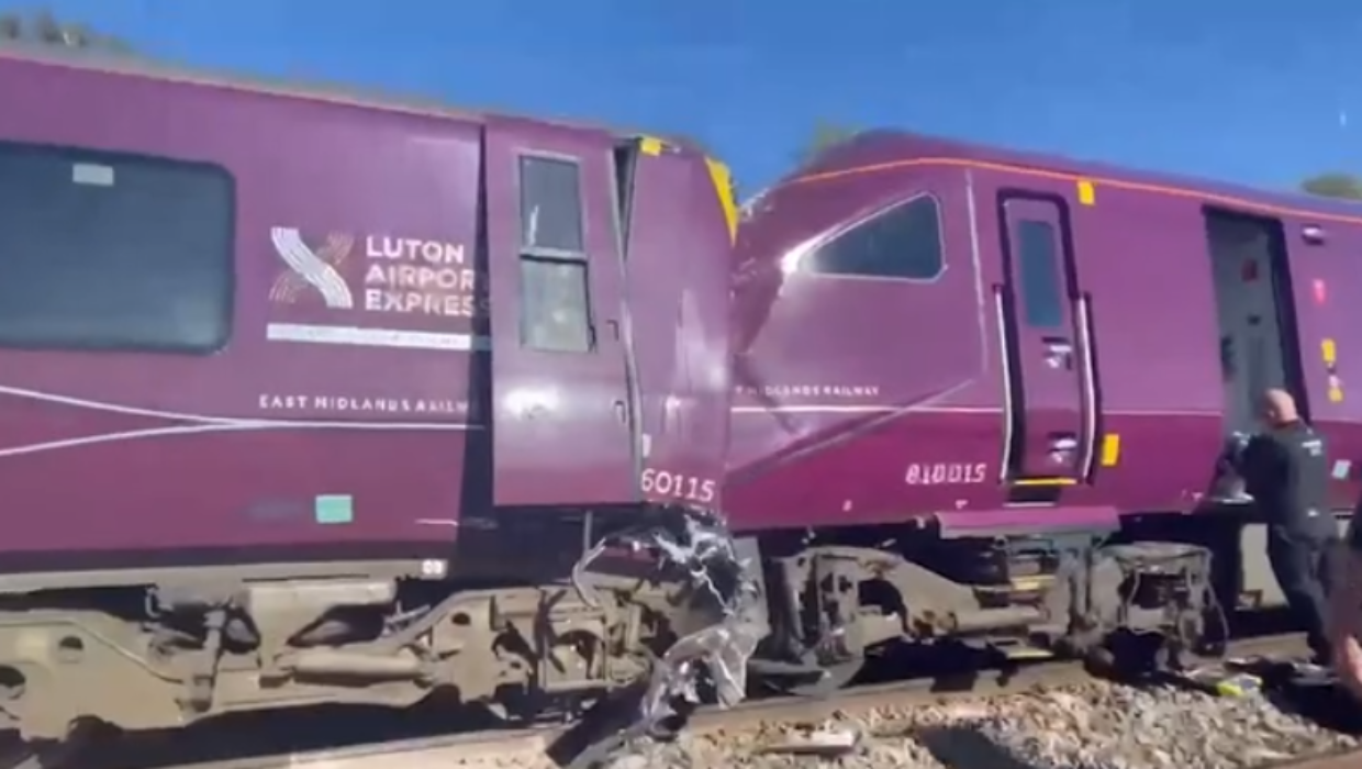Two trains collide north of London and emergency crews rush to the scene - Stuff