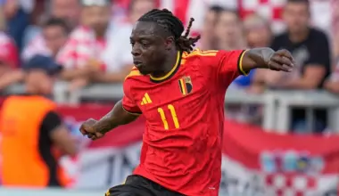 Belgium football star sparks debate over plan to leave World Cup for baby’s birth - Stuff