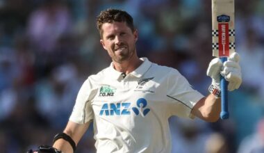 Henry Nicholls drives Black Caps towards test victory with comeback ton against England - Stuff