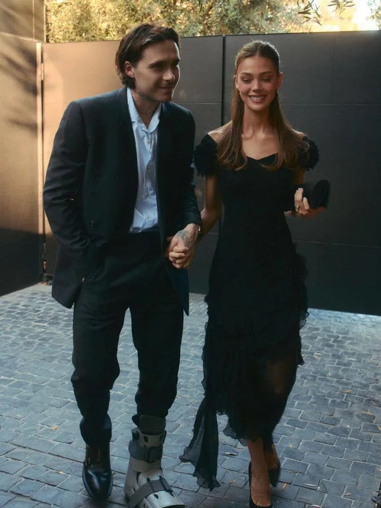 Brooklyn and Nicola held hands in one romantic snap
