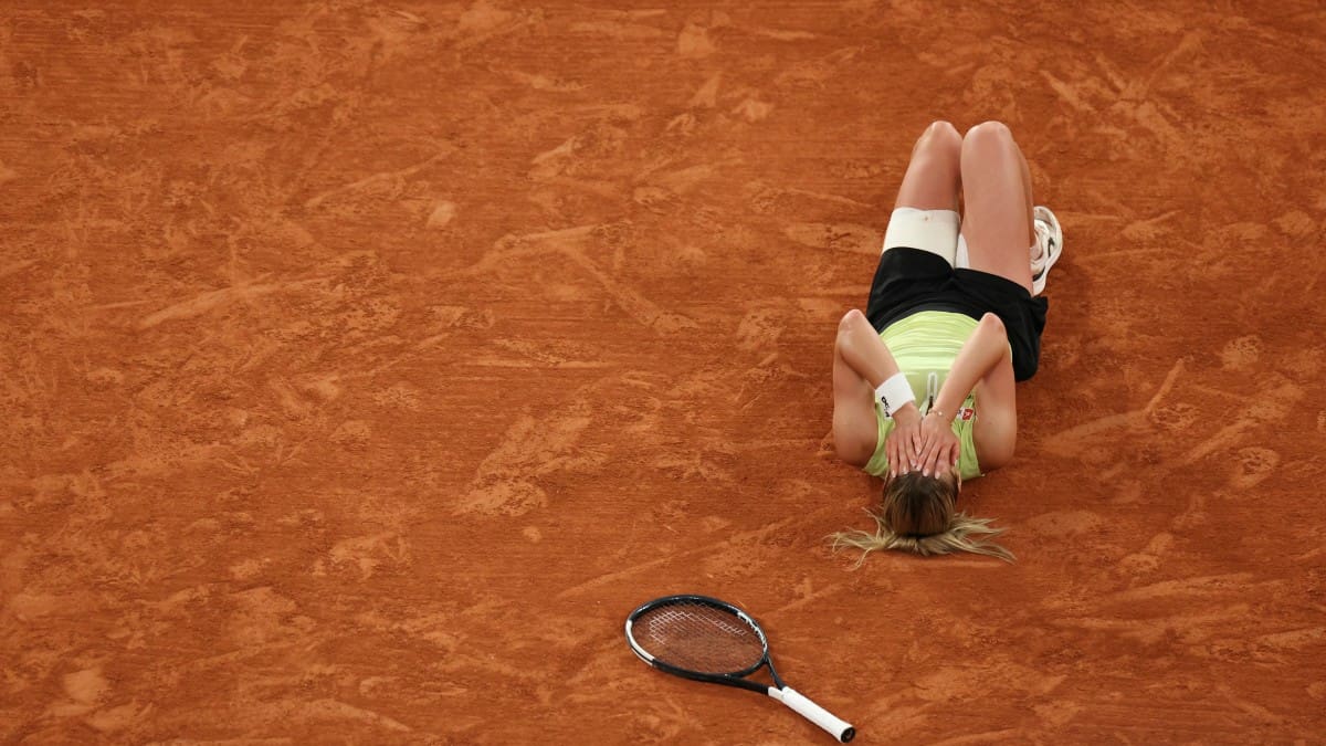French Open final: Qualifier Maja Chwalinska sets up final against teenager Mirra Andreeva