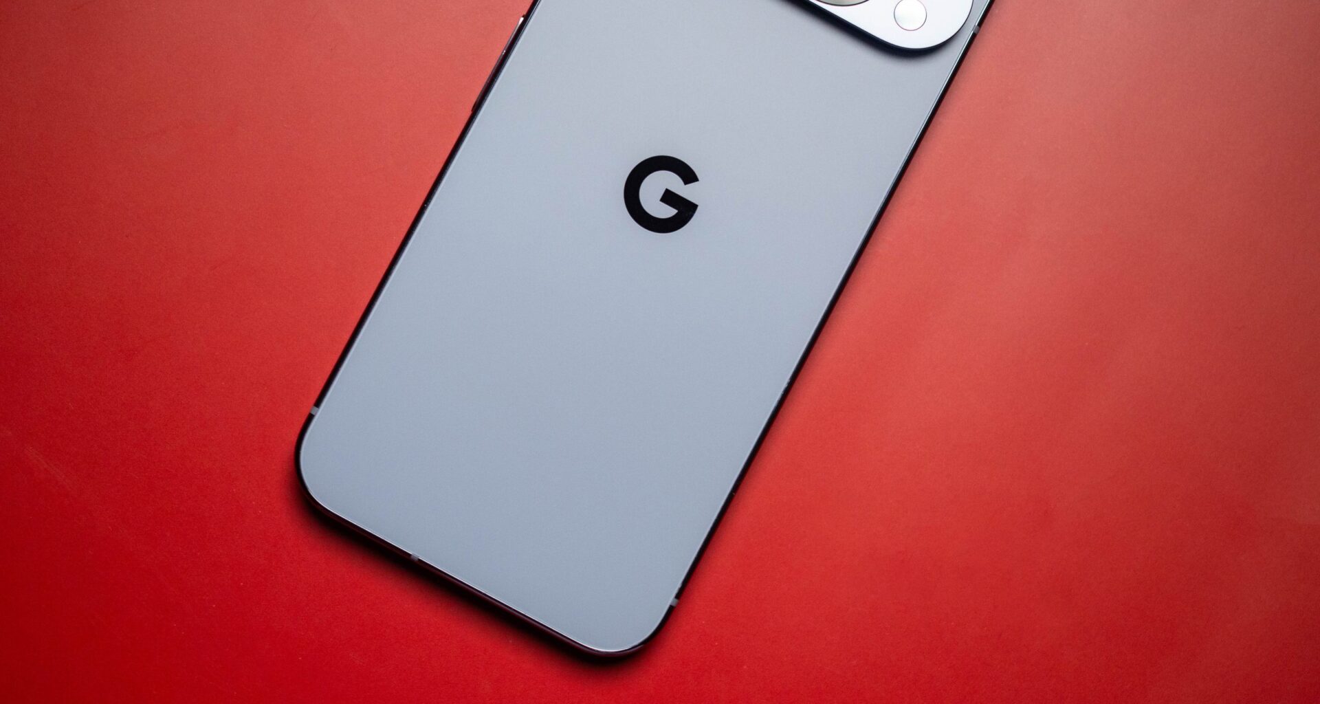 Escaping the loop? Google speaks up about that huge Pixel booting problem