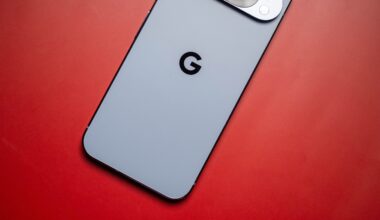 Escaping the loop? Google speaks up about that huge Pixel booting problem