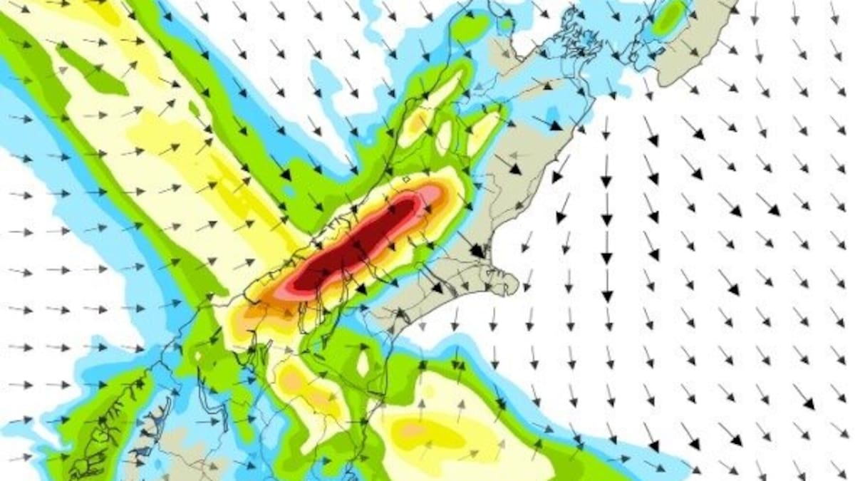 Severe weather warnings as heavy rain and gales loom for North and South islands