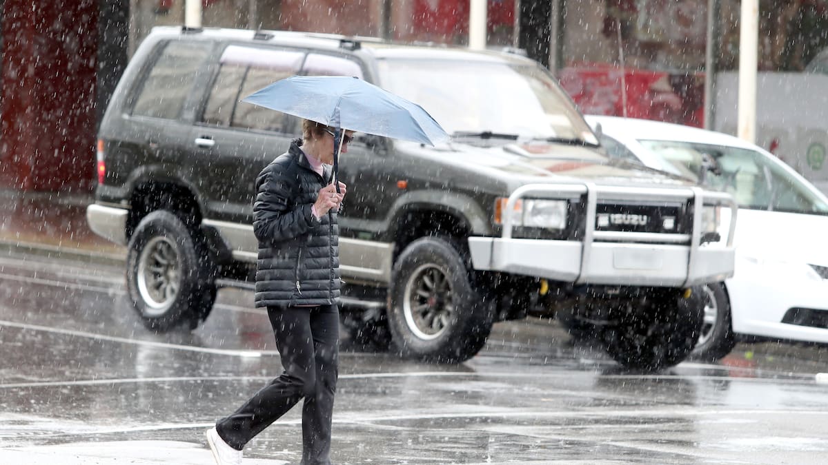 Weather: Rain and wind to hit South Island this weekend, warnings and watches issued