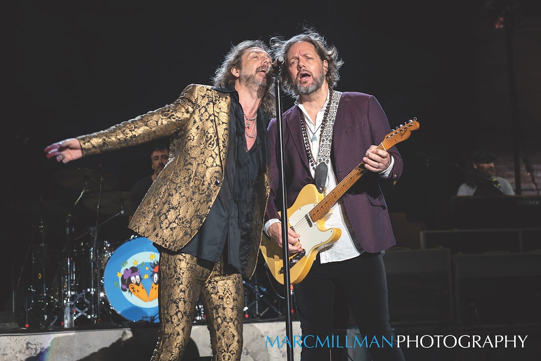 The Black Crowes Honor Gram Parsons in England