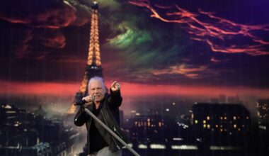 Iron Maiden enforce phone-free standing area at Paris arena show