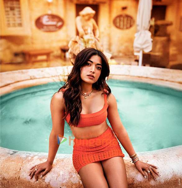 A still from Cocktail 2