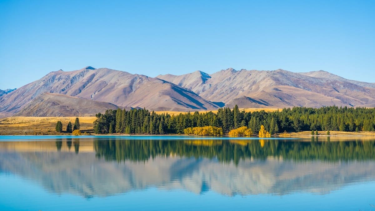 Search operation underway for man missing in Lake Tekapo