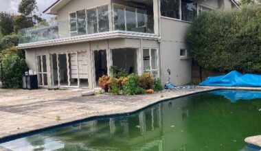 Bankrupt Auckland developer chased by creditors set to lose $3.8m Tōtara Park home and Mercedes