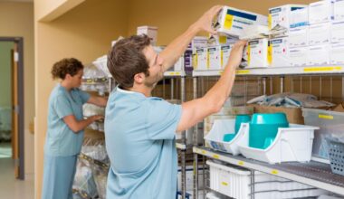 Dutch care workers win 7.4% wage increase in new two-year deal