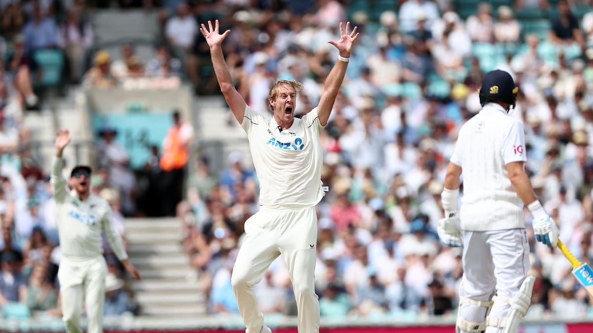 Black Caps v England: Kyle Jamieson strikes put New Zealand on brink of series-levelling win
