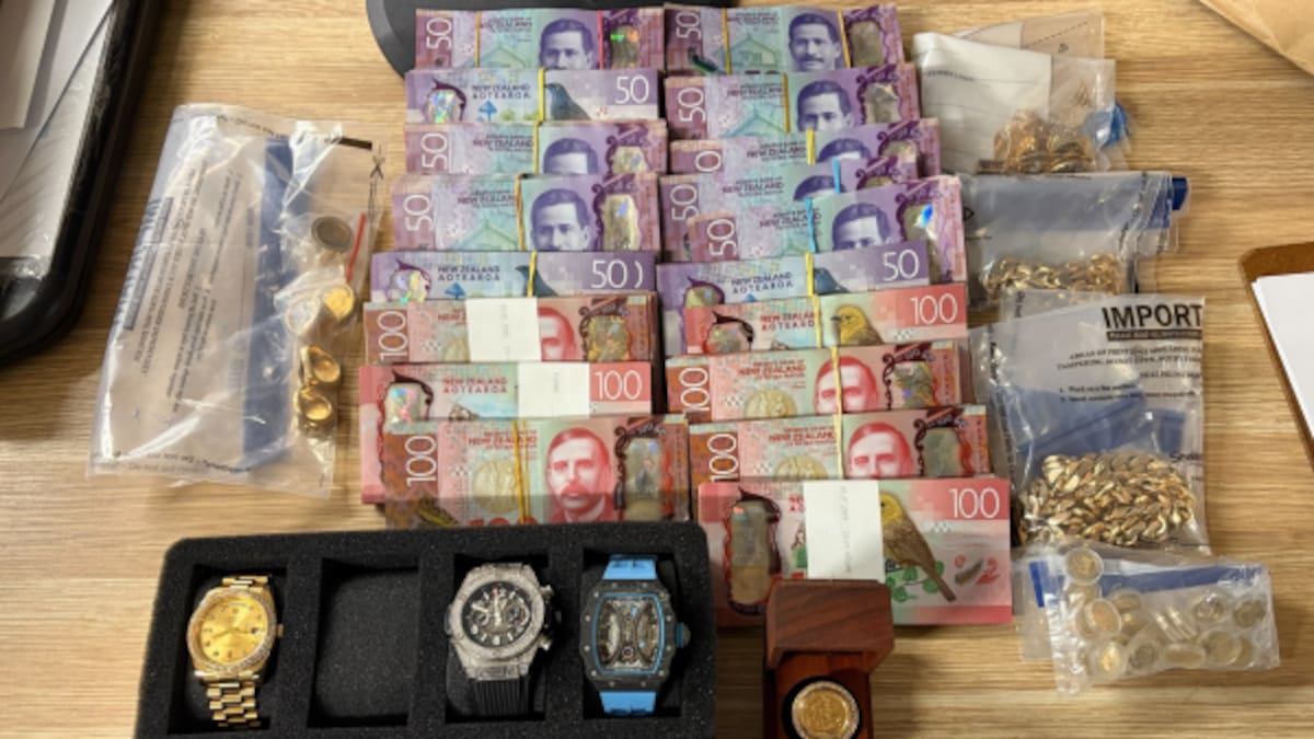 Guns, cash and drugs seized in transtasman gang crackdown operation