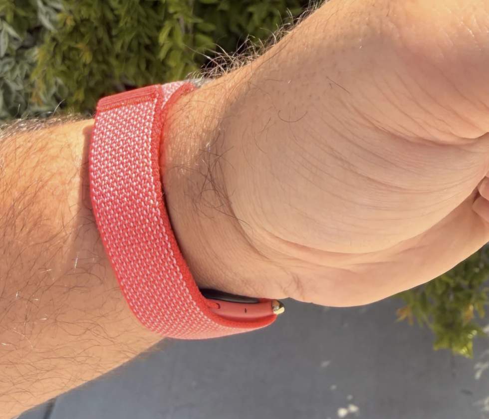 Fitbit Air worn as a watch