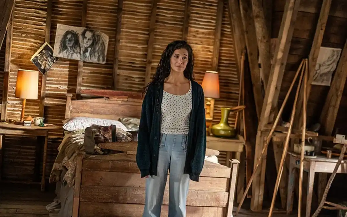 Pegah Ghafoori as Fatima in From Season 4