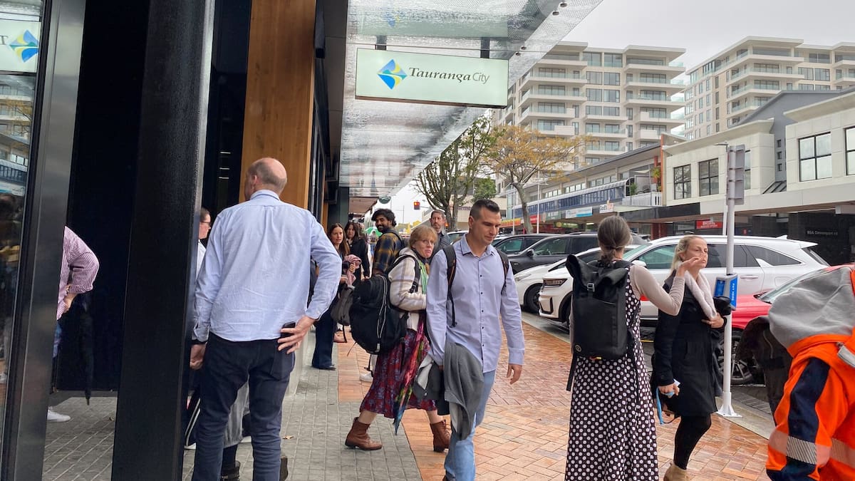 Tauranga, Rotorua council buildings evacuated after bomb threat