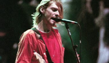 3 Rock Songs From the 1990s You’ll Recognize in Two Seconds