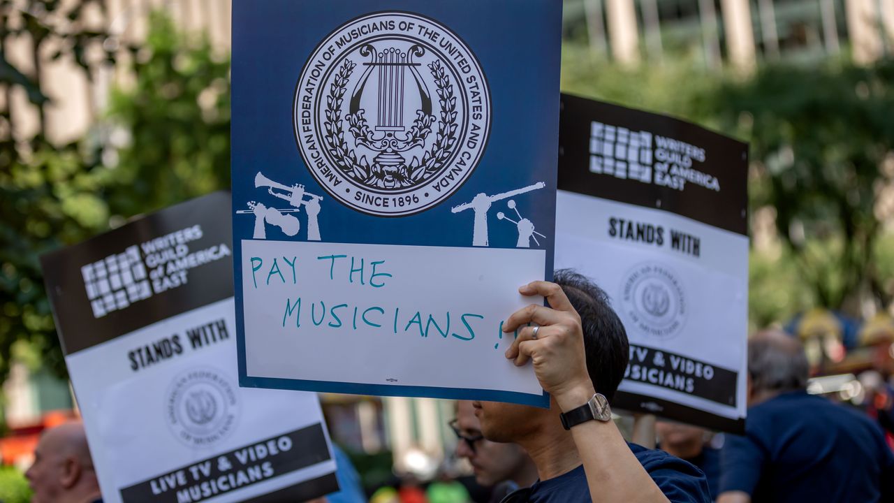 Musicians Union Sues Universal and Warner Over AI Use
