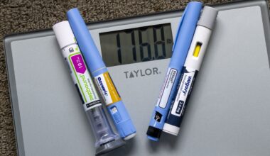 Despite not having FDA approval, retatrutide has emerged as the latest weight loss craze, with some people losing up to 30% of their body weight.