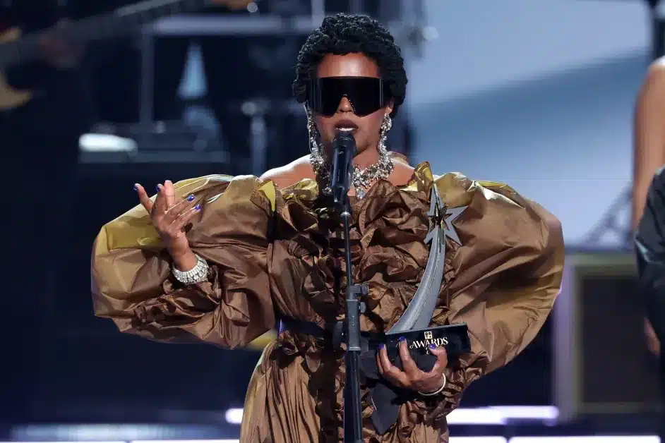 Lauryn Hill Receives Living Legend Icon Award at BET Awards