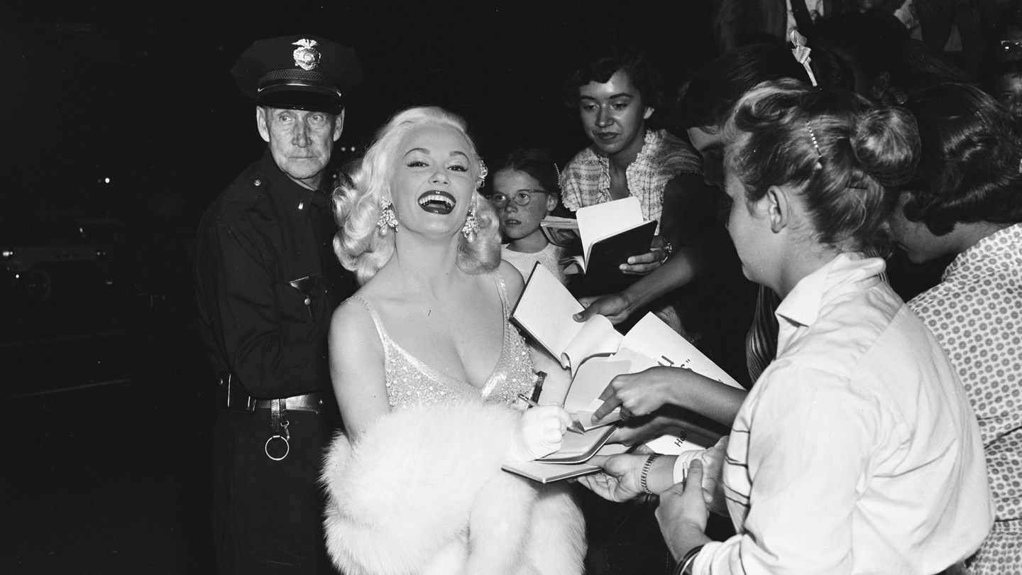 Mamie Van Doren: Hollywood Stories, Marilyn Monroe, Howard Hughes