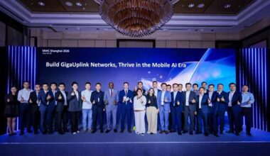 Huawei and other team partners unveiling GigaUplink Mobile AI solution
