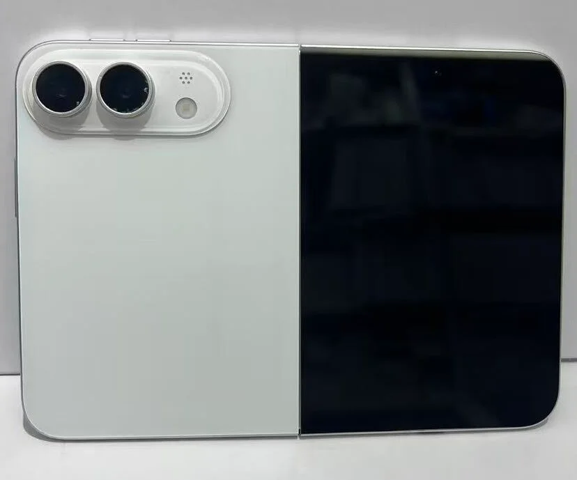 iphone ultra dummy crease