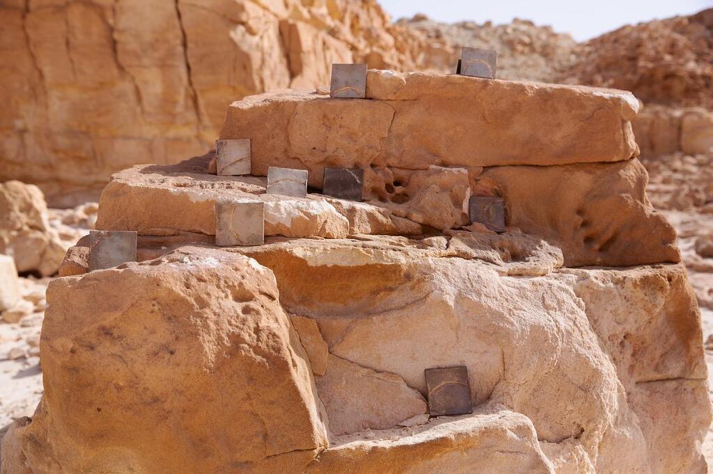 Artworks Adina Kraus presented in Timna (Photo: Courtesy) עבודות בתמנע של עדינה קראוס, אמנית שעלתה מאוסטרליה