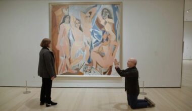 'House of Criticism' Review: Jerry Saltz and Roberta Smith Doc